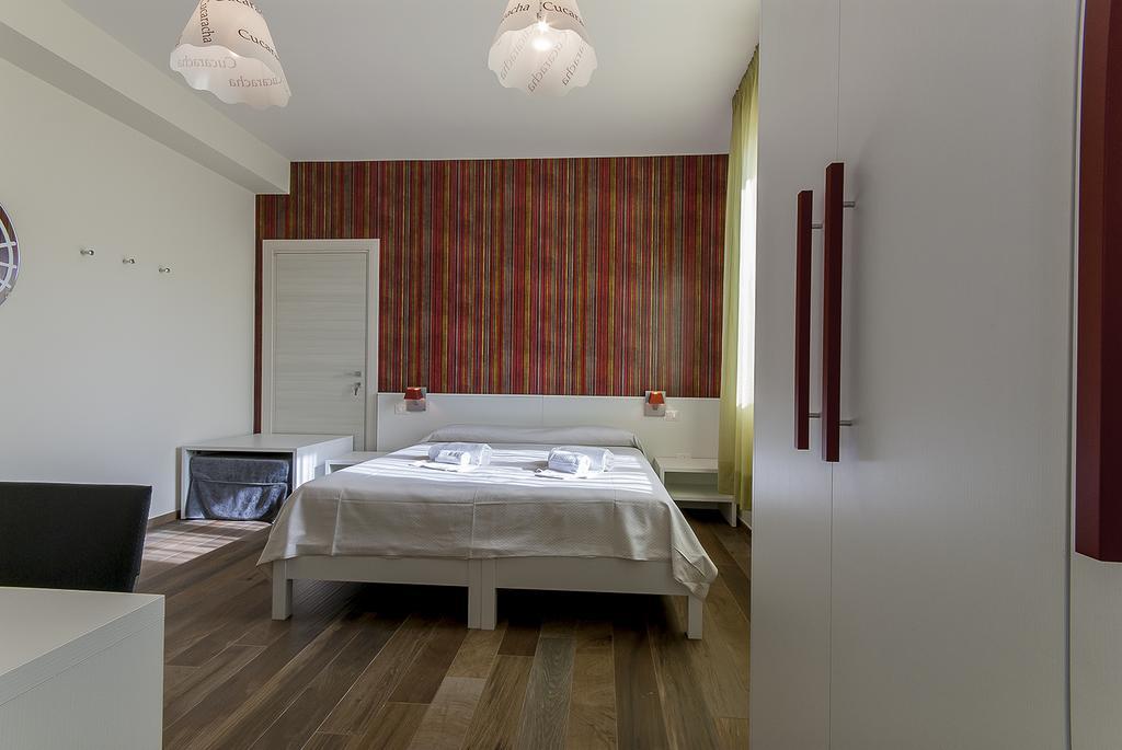Zacapa B&B Tarente Buitenkant foto
